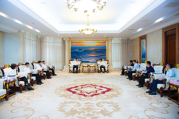 中國電信安徽公司總經(jīng)理李新穎一行來(lái)海螺集團訪(fǎng)問(wèn)交流